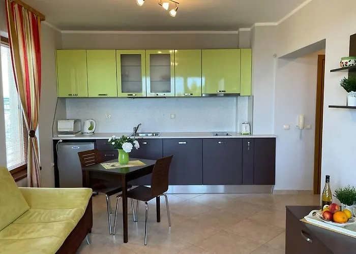 Doris Apartment Slantschew brjag